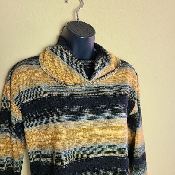 Ginger G Striped Turtleneck - Picture 3 of 8